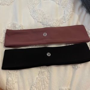 lululemon head bands and bag comes with it
